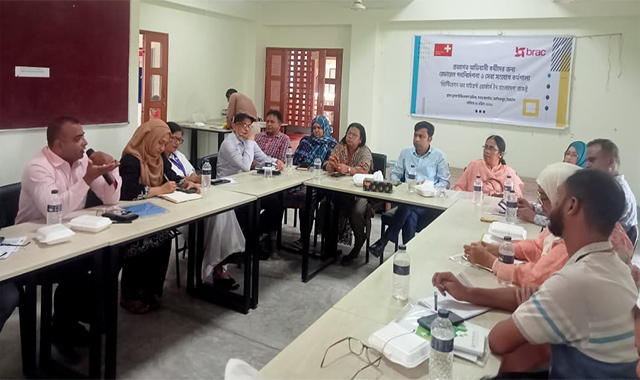 বিদেশ-ফেরতদের ডাটাবেজ তৈরি করে সবার জন্য উন্মুক্ত রাখতে হবে’