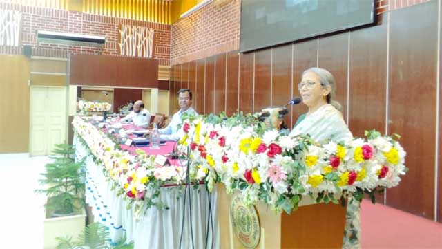 আমরা এখনই ইলিশের কৃত্রিম প্রজননে যেতে চাই না