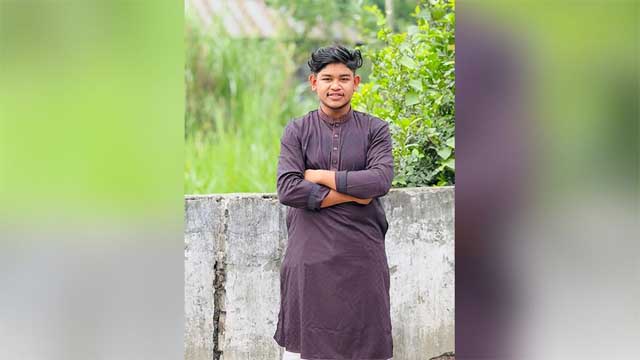 স্কুলছাত্রকে কুপিয়ে হত্যা, আটক ২