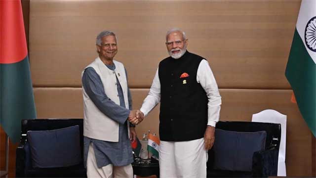 শেখ হাসিনাকে ‘চুপ’ রাখতে পারবেন না মোদি