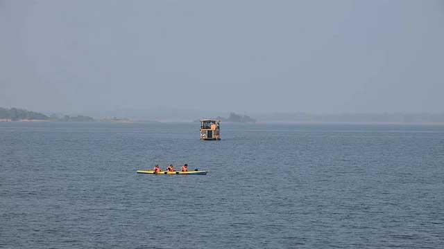 কাপ্তাই বাঁধের ১৬টি গেট খোলা হয়েছে, প্লাবিত হওয়ার আশঙ্কা নেই বললেন প্রকল্প কর্মকর্তা