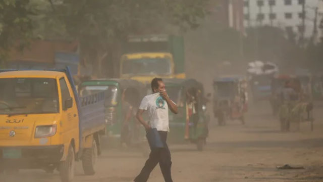 ঢাকার ৬ স্থানে আজ সকালে ব্যাপক দূষণ, পুরো নগরীর বায়ু খুব অস্বাস্থ্যকর