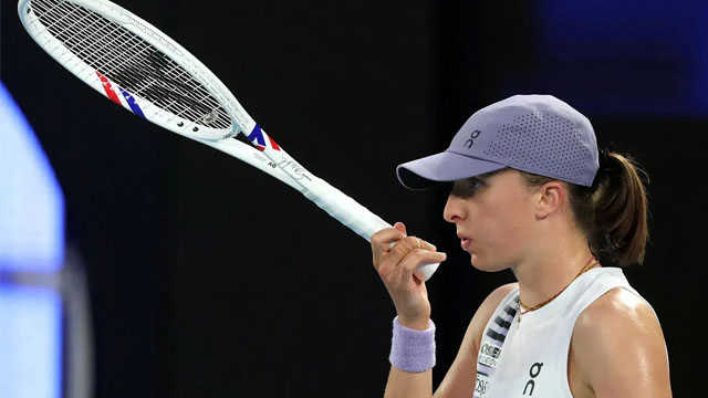 অস্ট্রেলিয়ান ওপেন থেকে বিদায় ছয়বারের গ্র্যান্ড স্ল্যামজয়ীর