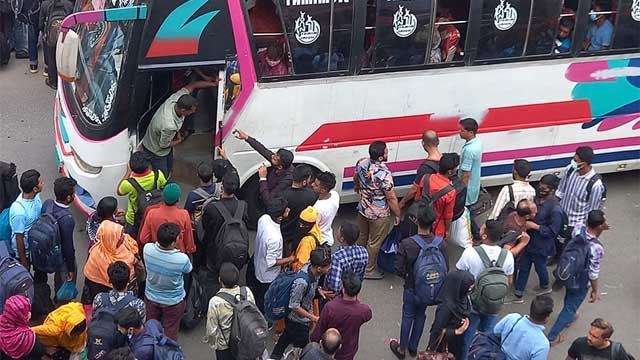 ঢাকা-টাঙ্গাইল ও ঢাকা-ময়মনসিংহ মহাসড়কে ঘরমুখো মানুষের ঢল