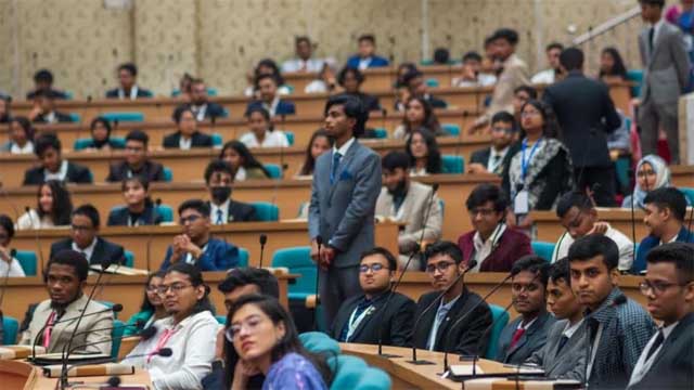 শান্তি প্রতিষ্ঠার প্রত্যয় নিয়ে ঢাবিতে অনুষ্ঠিত হলো ছায়া জাতিসংঘ সম্মেলন