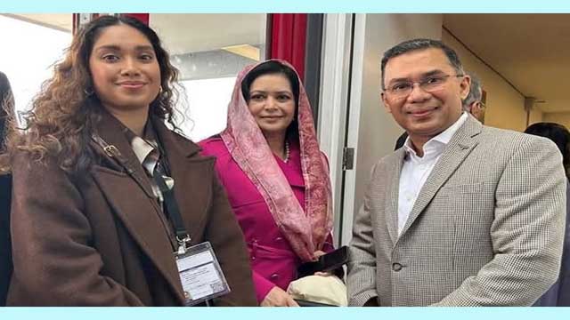 ১৭ বছর পর দেশে ফিরছেন জোবাইদা রহমান