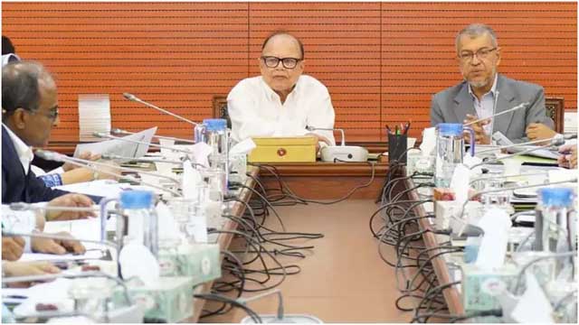 দেশে খাদ্যের কোন ঘাটতি নেই