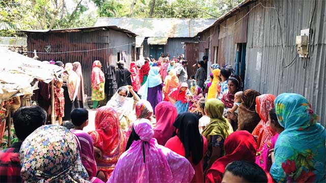 নরসিংদীতে স্ত্রীকে গলাটিপে হত্যার পর পালিয়ে গেল স্বামী