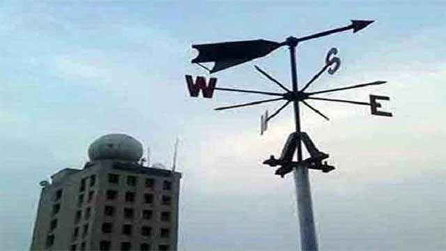 ঝড়ের আশঙ্কা ১০ অঞ্চলের নদীবন্দরে সতর্কসংকেত